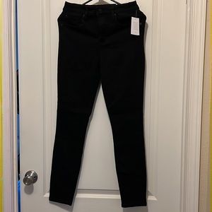 Black skinny jeans